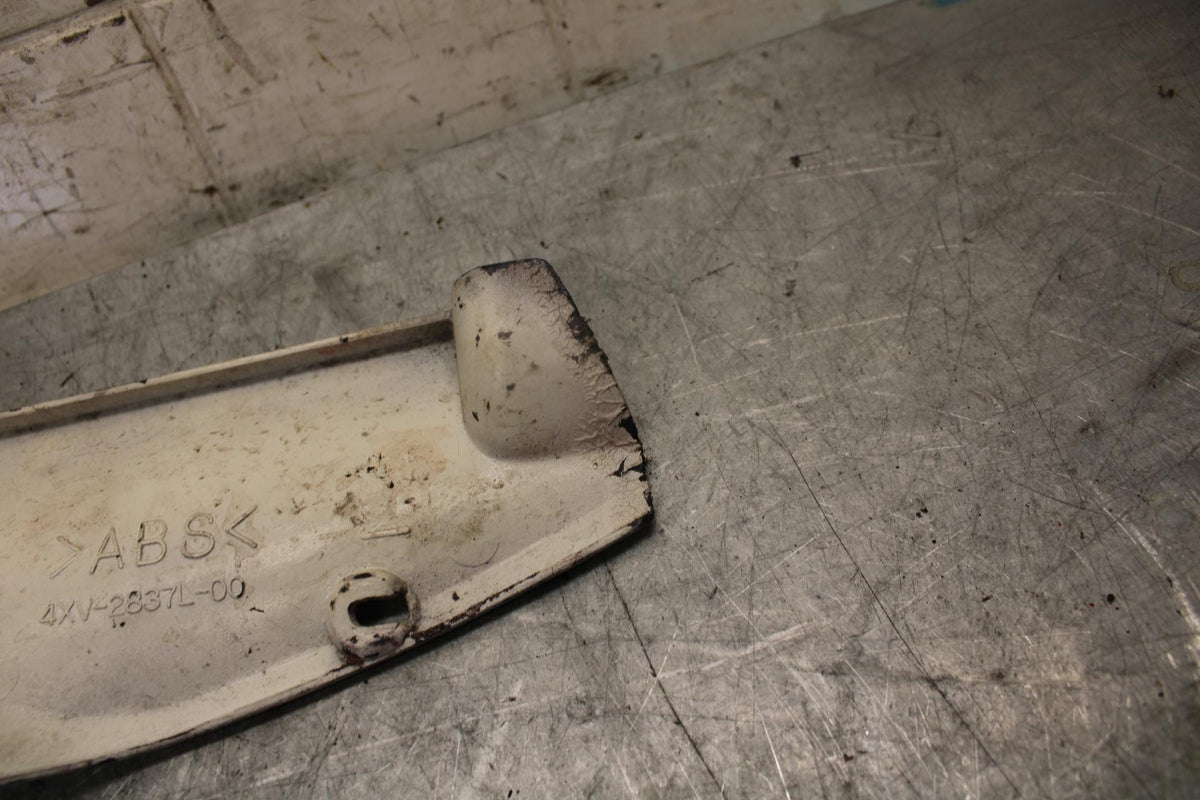 1999 Yamaha YZF R1 LEFT FRONT DUCT COVER PANEL COWL BB50