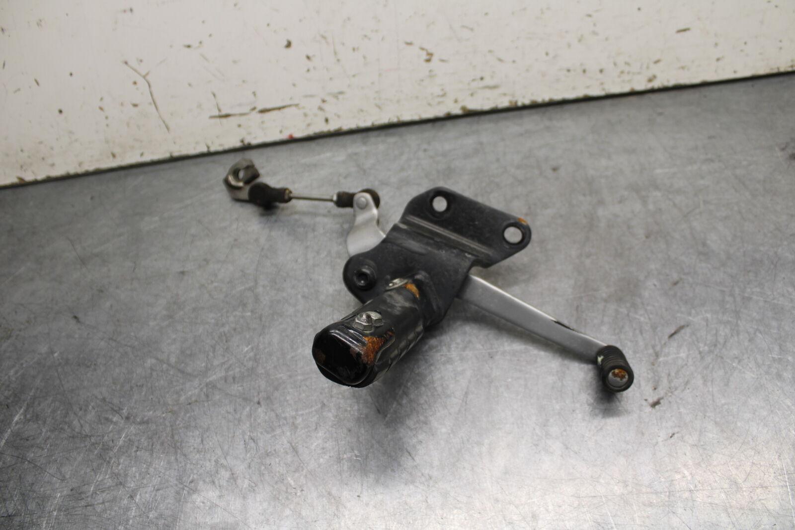 10-13 HONDA SHADOW RS 750 VT750RS LEFT FRONT FOOT PEG /W SHIFTER BB718
