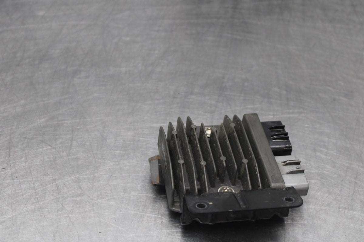 17-20 BMW S1000R RECTIFIER VOLTAGE REGULATOR BB909