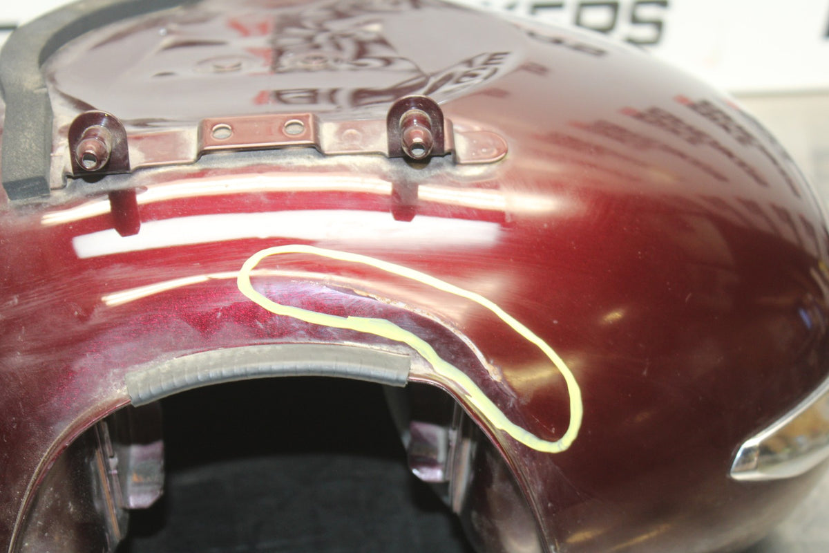 05-06 YAMAHA ROYAL STAR GAS TANK FUEL PETROL RESERVOIR BB697