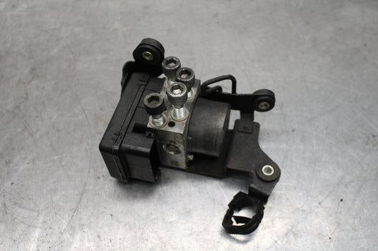 13-18 KAWASAKI NINJA ZX6R ABS PUMP UNIT MODULE BB118