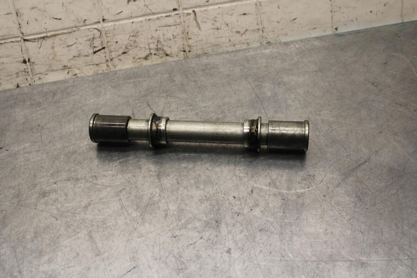 2000 Kawasaki Ninja ZX9R ZX900F FRONT WHEEL RIM AXLE PIVOT BOLT 41068-1404 BB70