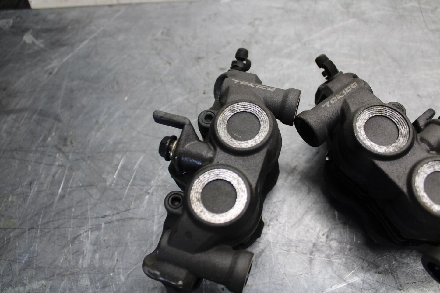 2008 Kawasaki Ninja ZX10R ZX1000E RIGHT LEFT FRONT BRAKE CALIPER SET PAIR BB524