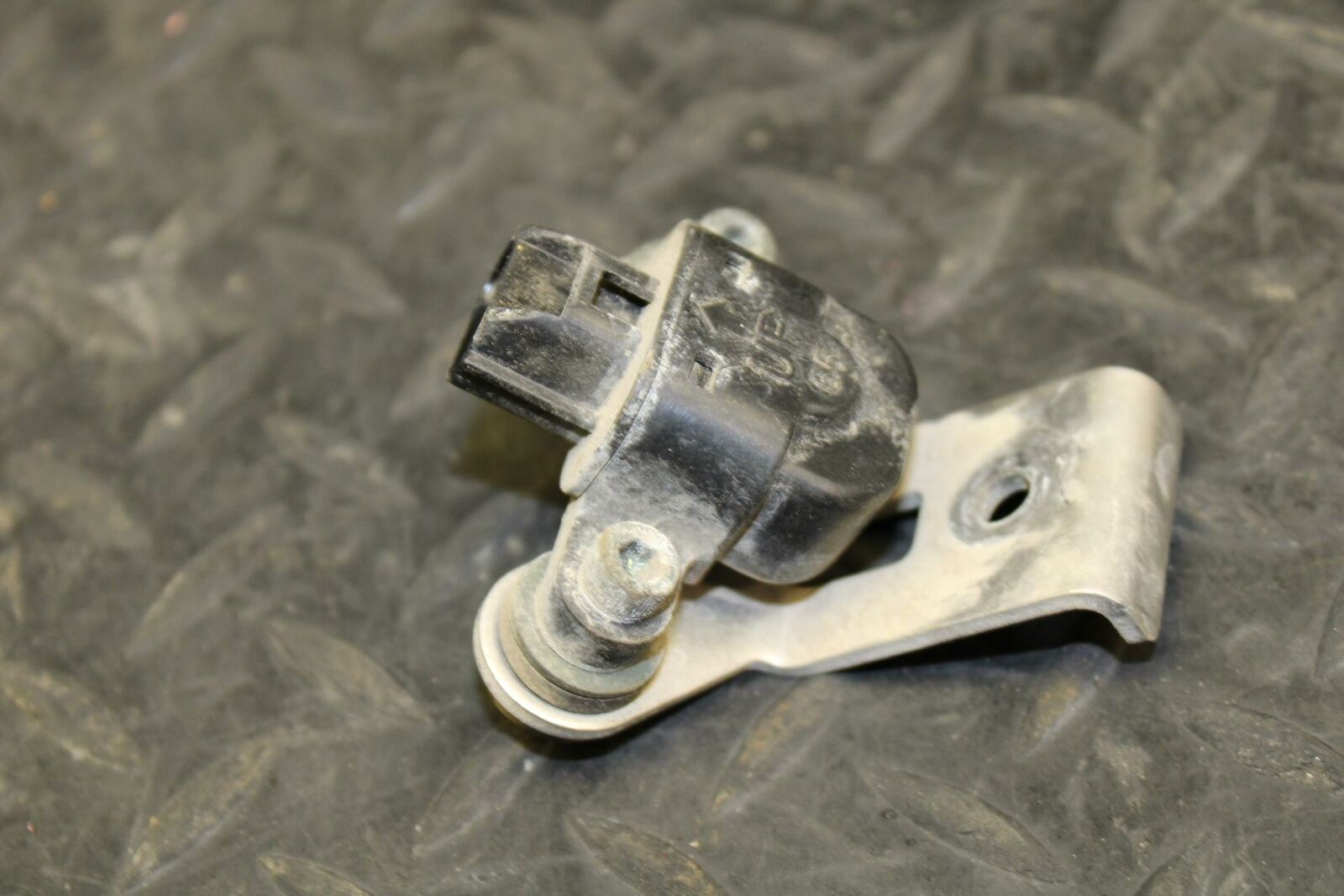 06-07 KAWASAKI NINJA ZX10R TIP OVER BANK ANGLE CRASH SENSOR SWITCH  BB186