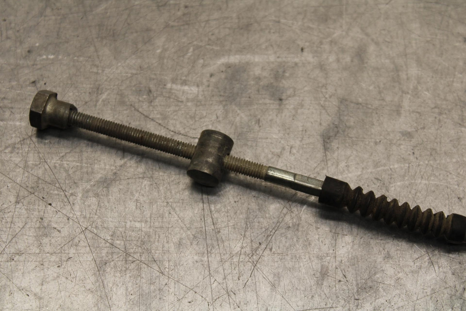 75 SUZUKI GT 550 CLUTCH THROTTLE BRAKECABLE LINE BB67