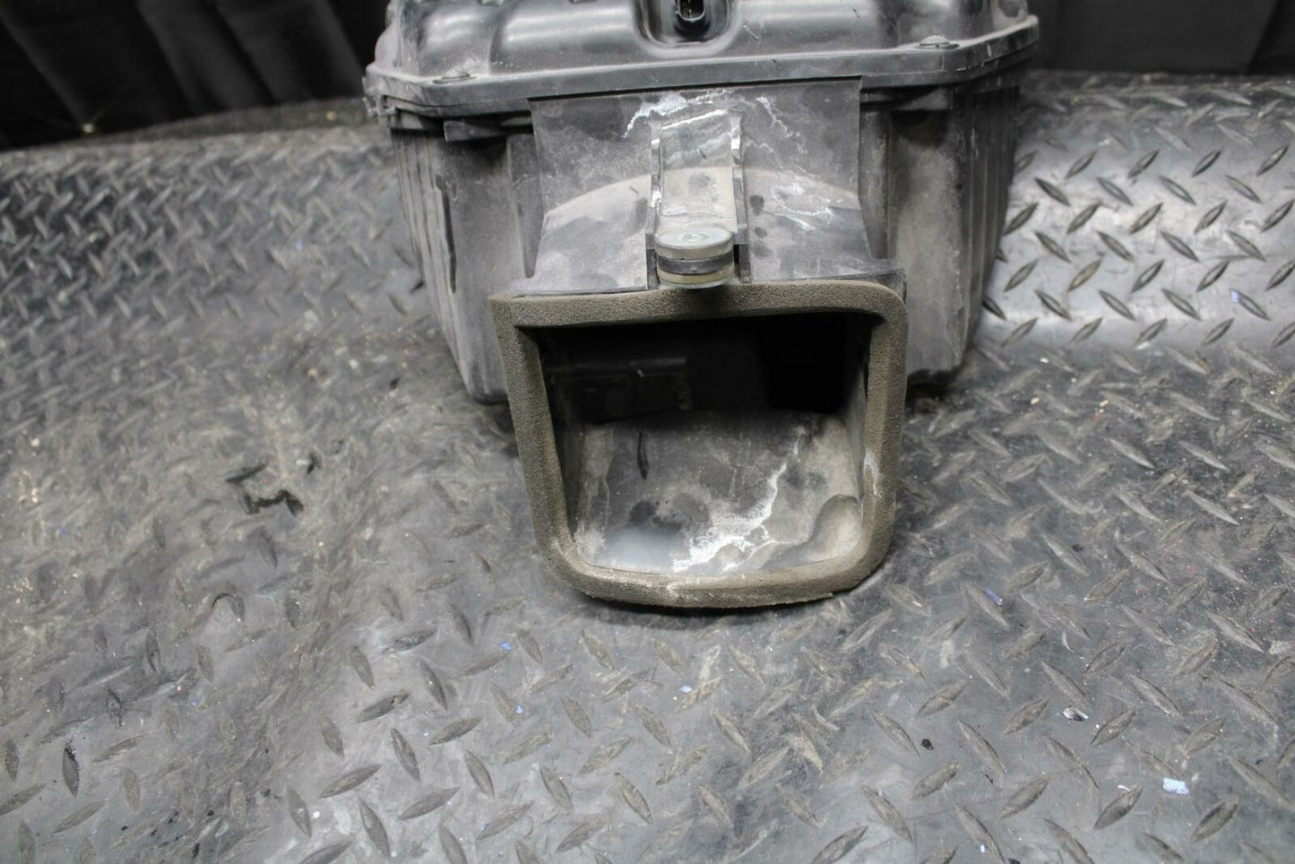 13-18 KAWASAKI NINJA ZX6R AIRBOX AIR INTAKE FILTER BOX BB203