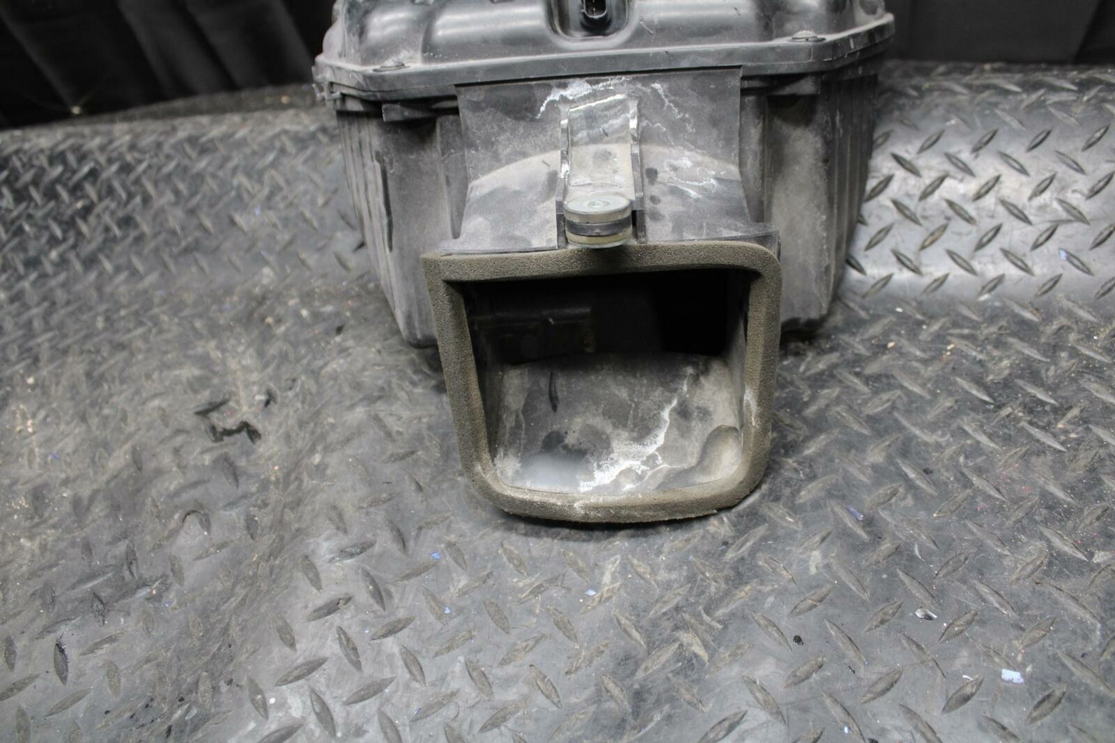 13-18 KAWASAKI NINJA ZX6R AIRBOX AIR INTAKE FILTER BOX BB203