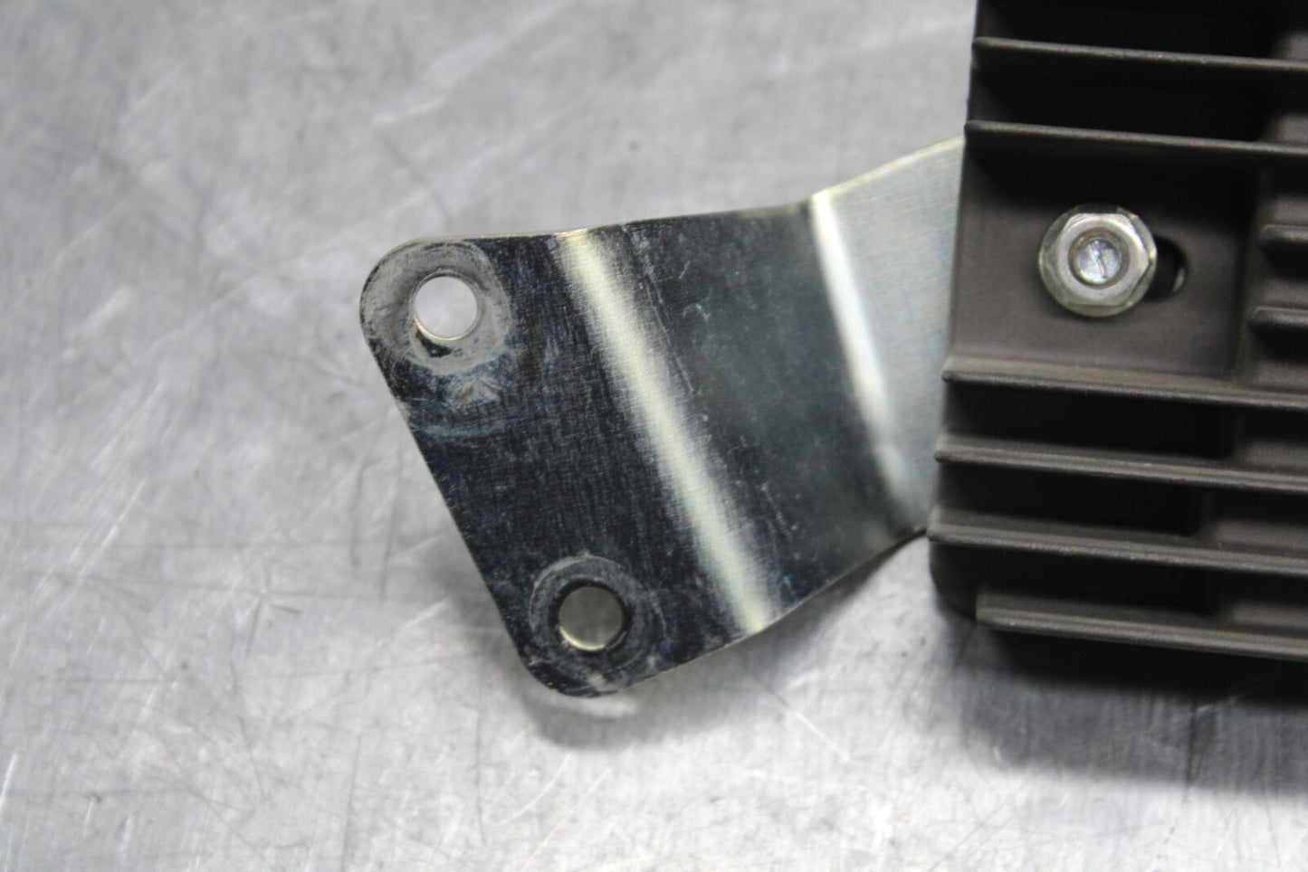 11-24 SUZUKI GSXR750 RECTIFIER VOLTAGE REGULATOR 32800-47H00 BB714