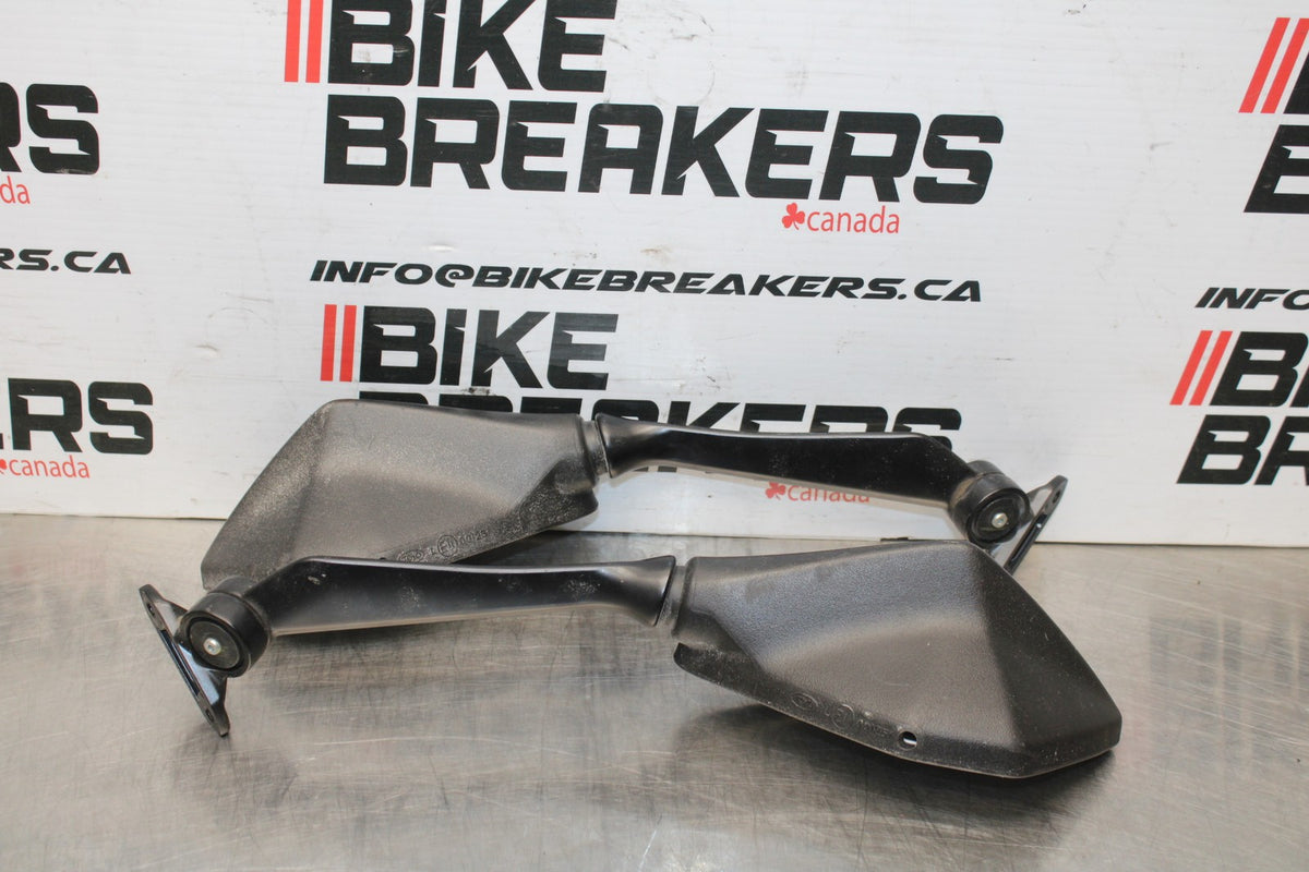 24 KAWASAKI NINJA 500 ABS REAR VIEW MIRROR SET PAIR MIRRORS BB818
