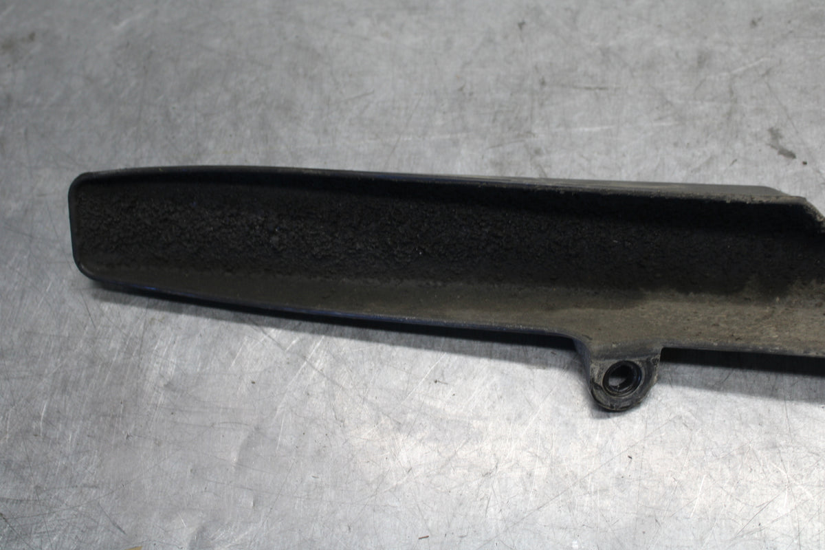 05-06 HONDA CBR600RR REAR DRIVE CHAIN GUARD COVER SHIELD 40510-MEE-010  BB689