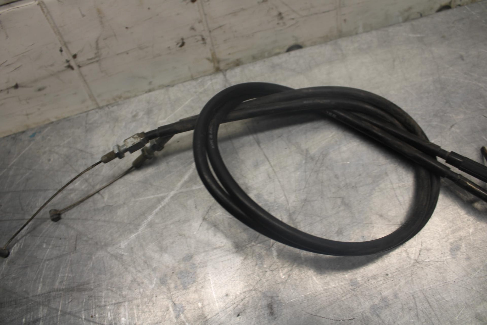 05 YAMAHA YZF R6S THROTTLE CABLES LINES BB462