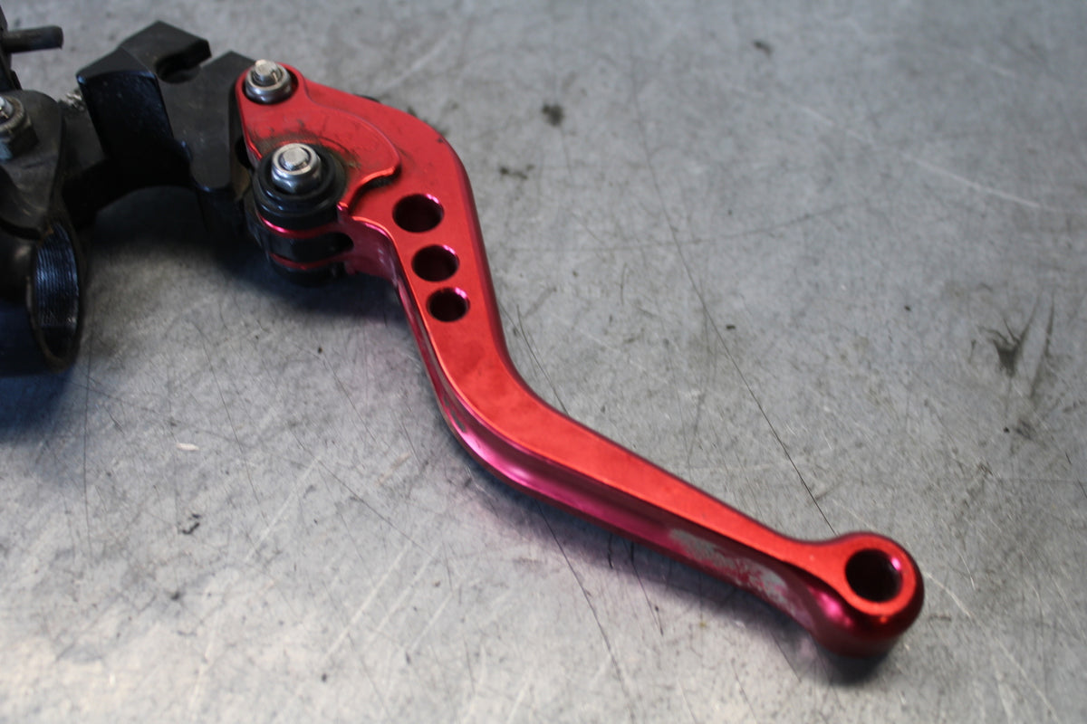 03-04 HONDA CBR600RR CLUTCH PERCH MOUNT WITH LEVER BB661