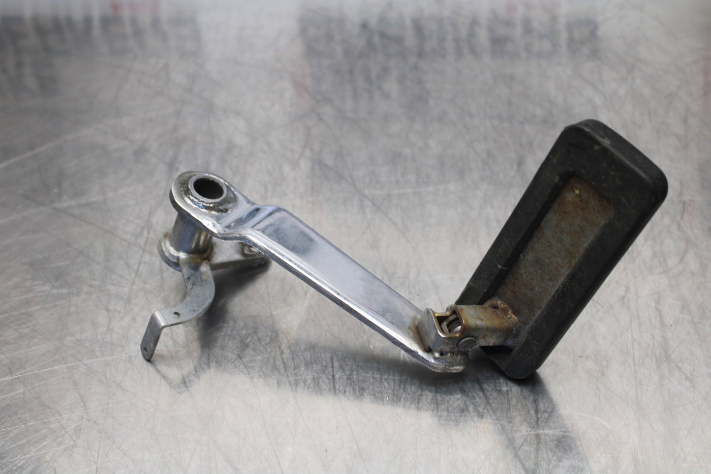 04 YAMAHA ROAD STAR XV1700A RIGHT REARSET BRAKE FOOT PEDAL BB155