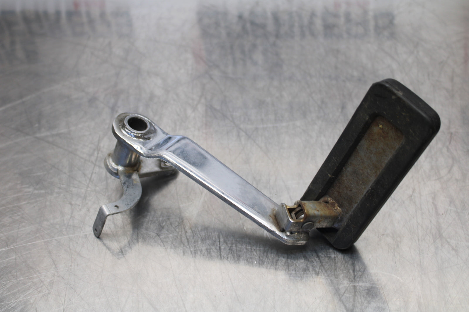 04 YAMAHA ROAD STAR XV1700A RIGHT REARSET BRAKE FOOT PEDAL BB155