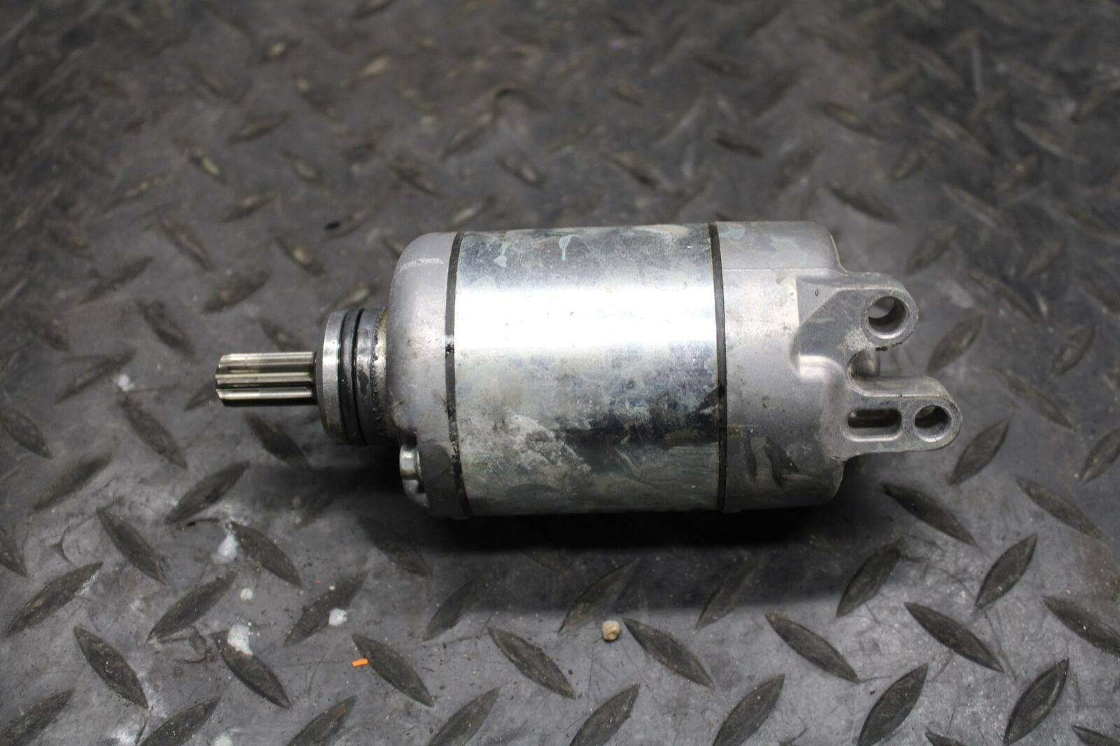 13 YAMAHA YZF R6 ENGINE STARTING STARTER MOTOR -DC 12V 2C0-81890-00-00 BB209