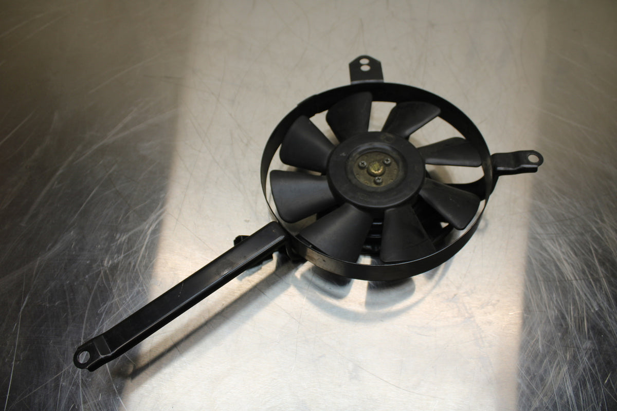 96 YAMAHA YZF750R ENGINE RADIATOR COOLING FAN BB137