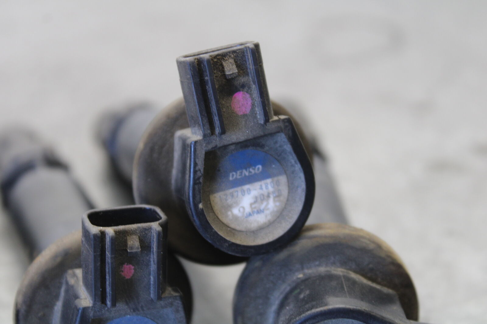 04 SUZUKI GSXR600 IGNITION COILS COIL SPARK PLUG CAPS 33410-29G00 BB676
