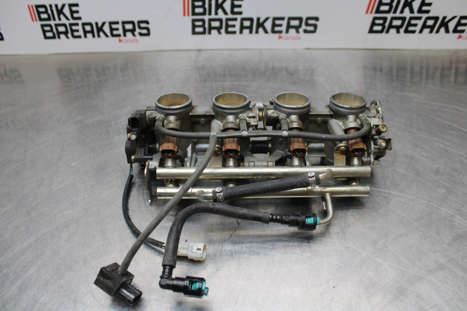 06-07 SUZUKI GSXR 600 MAIN FUEL INJECTORS / THROTTLE BODIES BB178