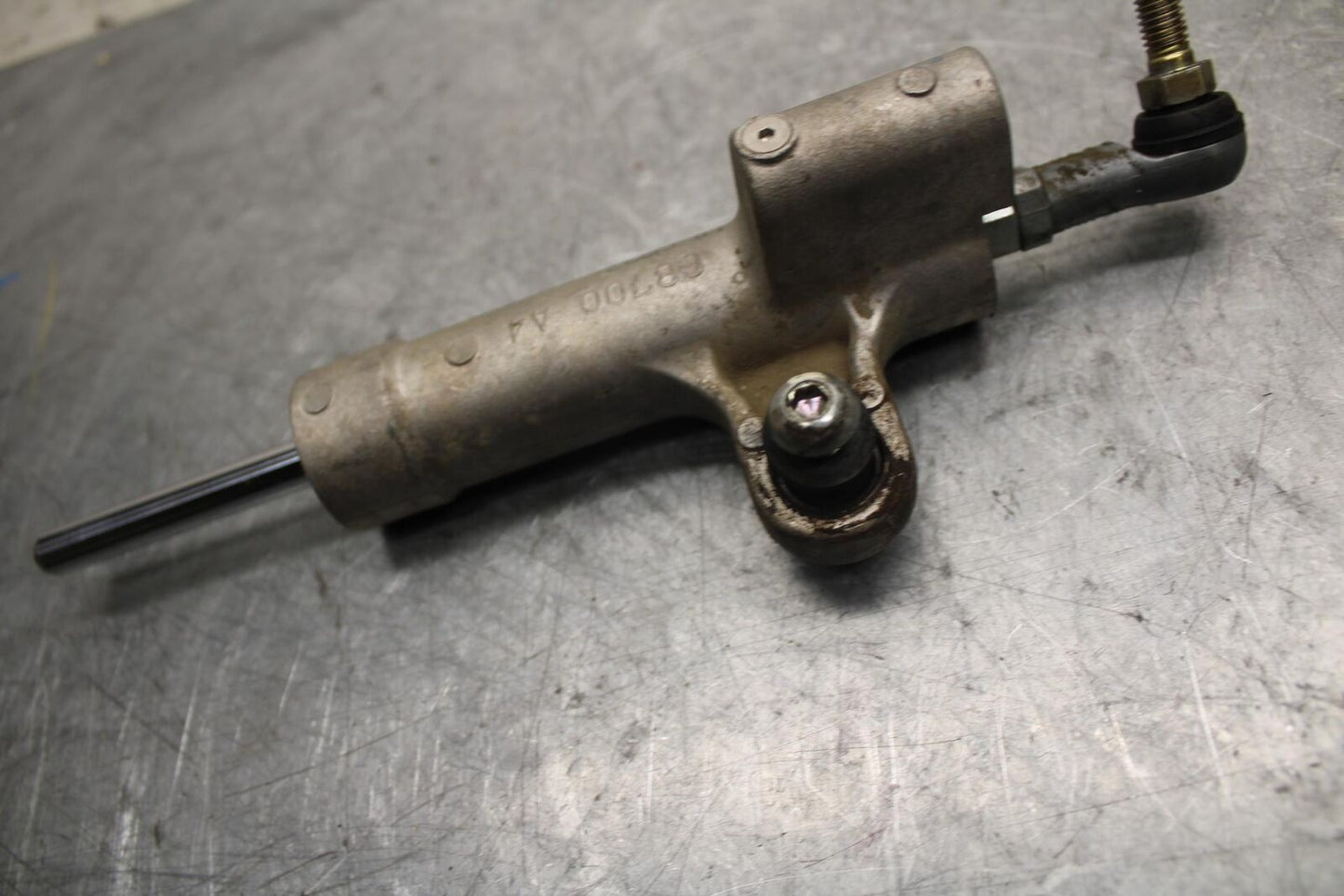 2006 Suzuki GSXR750 STEERING DAMPER STABILIZER 51410-01H10 BB40