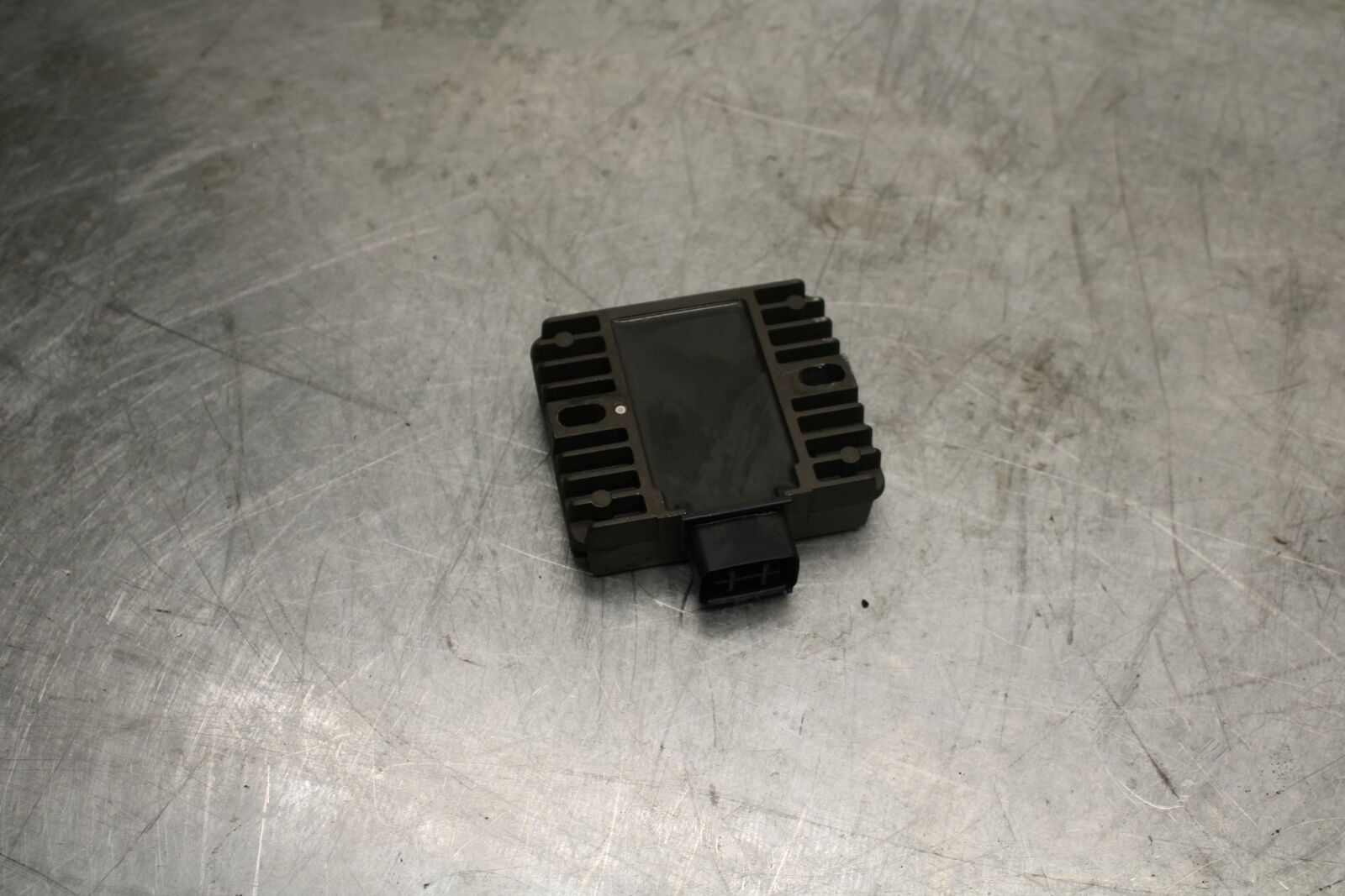 10-13 KAWASAKI Z1000 RECTIFIER VOLTAGE REGULATOR BB421