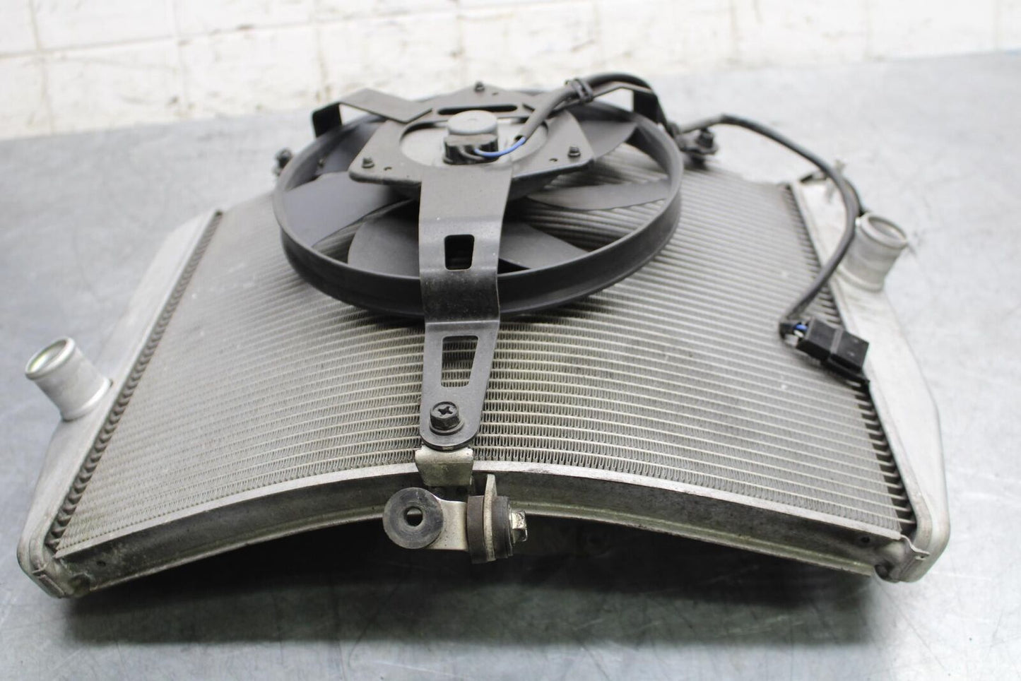 2009 Kawasaki Ninja ZX6R ZX600R ENGINE RADIATOR MOTOR COOLER  RADIATER BB548