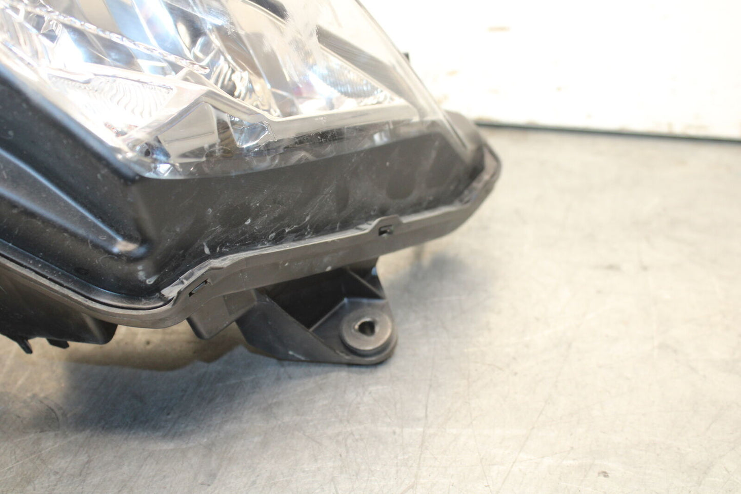 18-24 KAWASAKI NINJA 650 FRONT HEADLIGHT HEAD LIGHT LAMP BB725