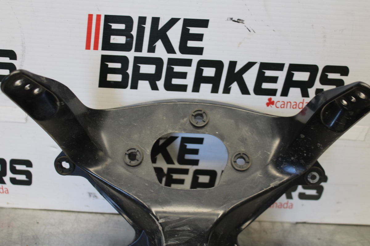 05 YAMAHA YZF R6 UPPER FAIRING MIRROR GAUGES STAY BRACKET BB894