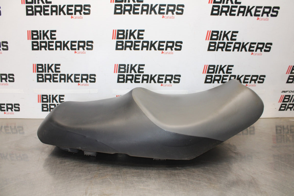 09 KAWASAKI CONCOURS 14 ZG1400B FRONT REAR SEAT SADDLE BB875