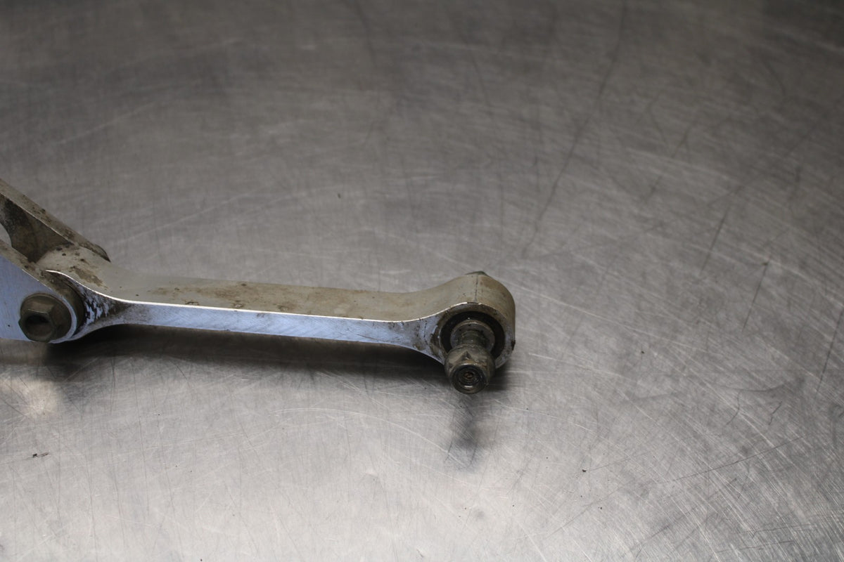 03 YAMAHA YZF R1 REAR DOGBONE SHOCK LINKAGE LINK BB895