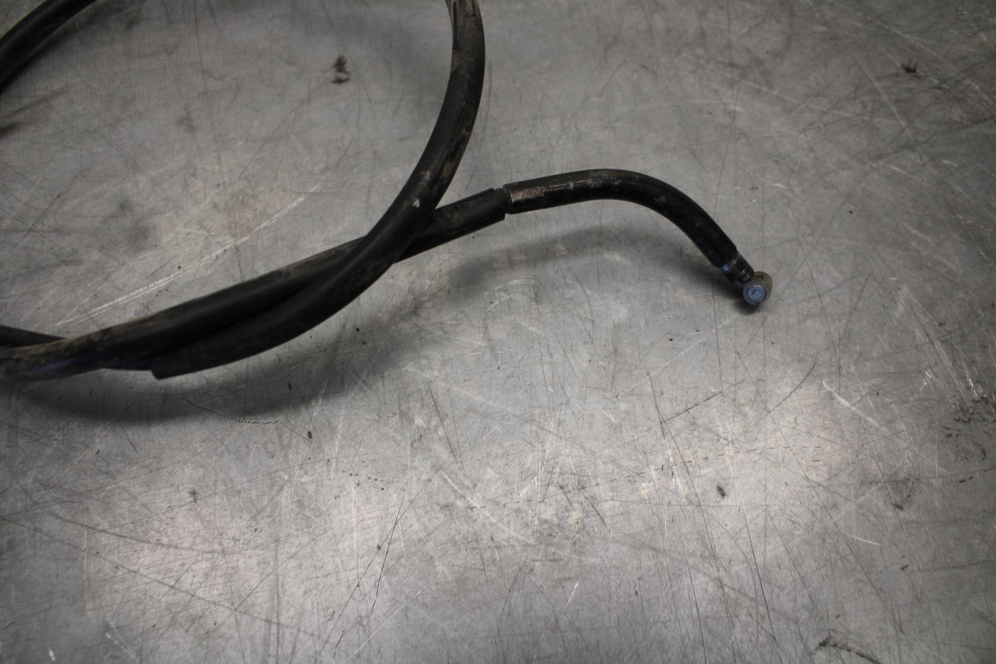 18 KAWASAKI Z 400 CLUTCH CABLE LINE BB469