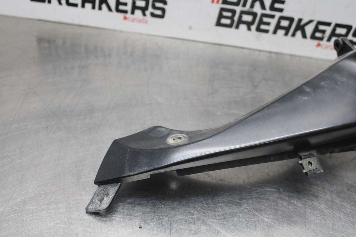 06-07 SUZUKI GSXR750 RIGHT FRONT DUCT COVER PANEL COWL BB811