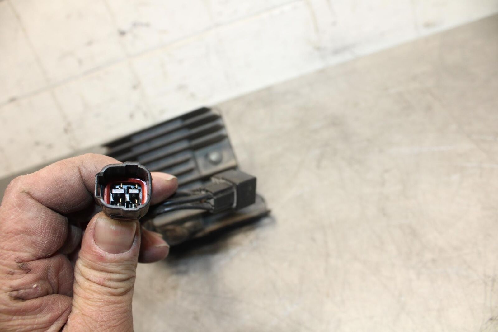 2016 Suzuki Bandit 1250S GSF1250SA ABS RECTIFIER VOLTAGE REGULATOR BB509