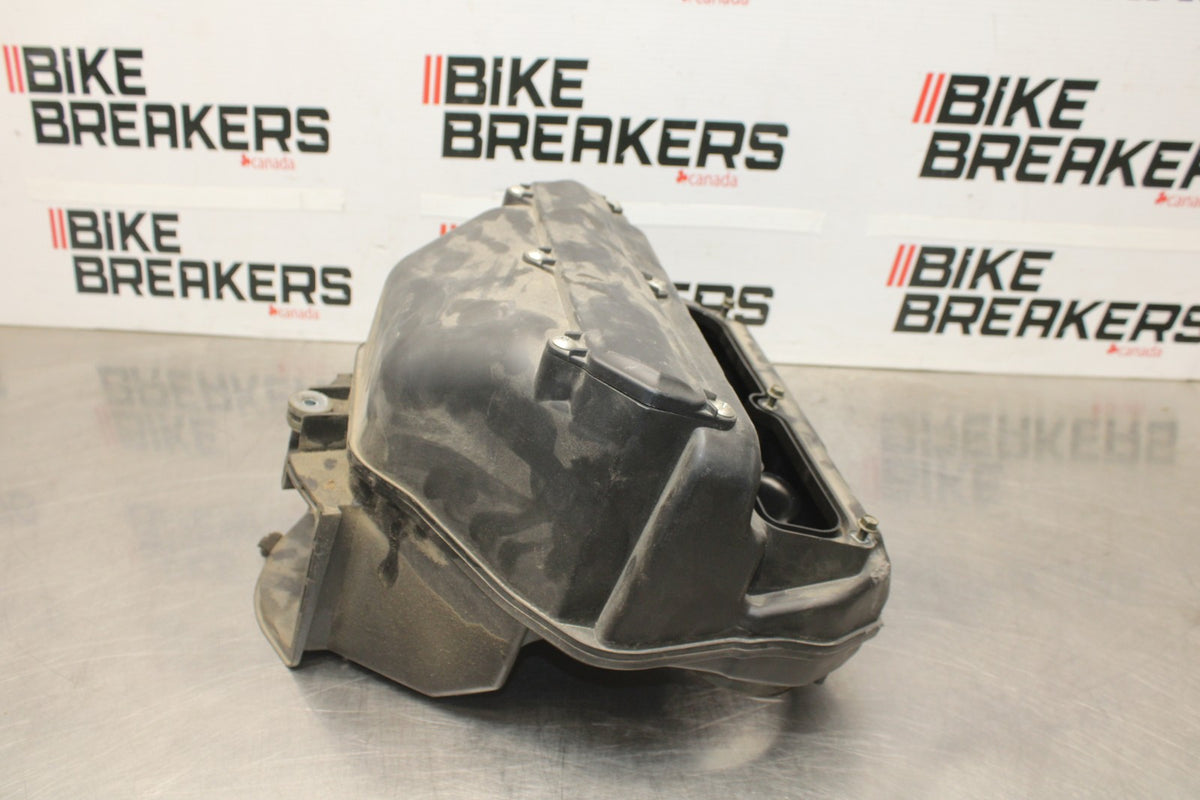 05-06 KAWASAKI NINJA ZX6R AIRBOX AIR INTAKE FILTER BOX BB877