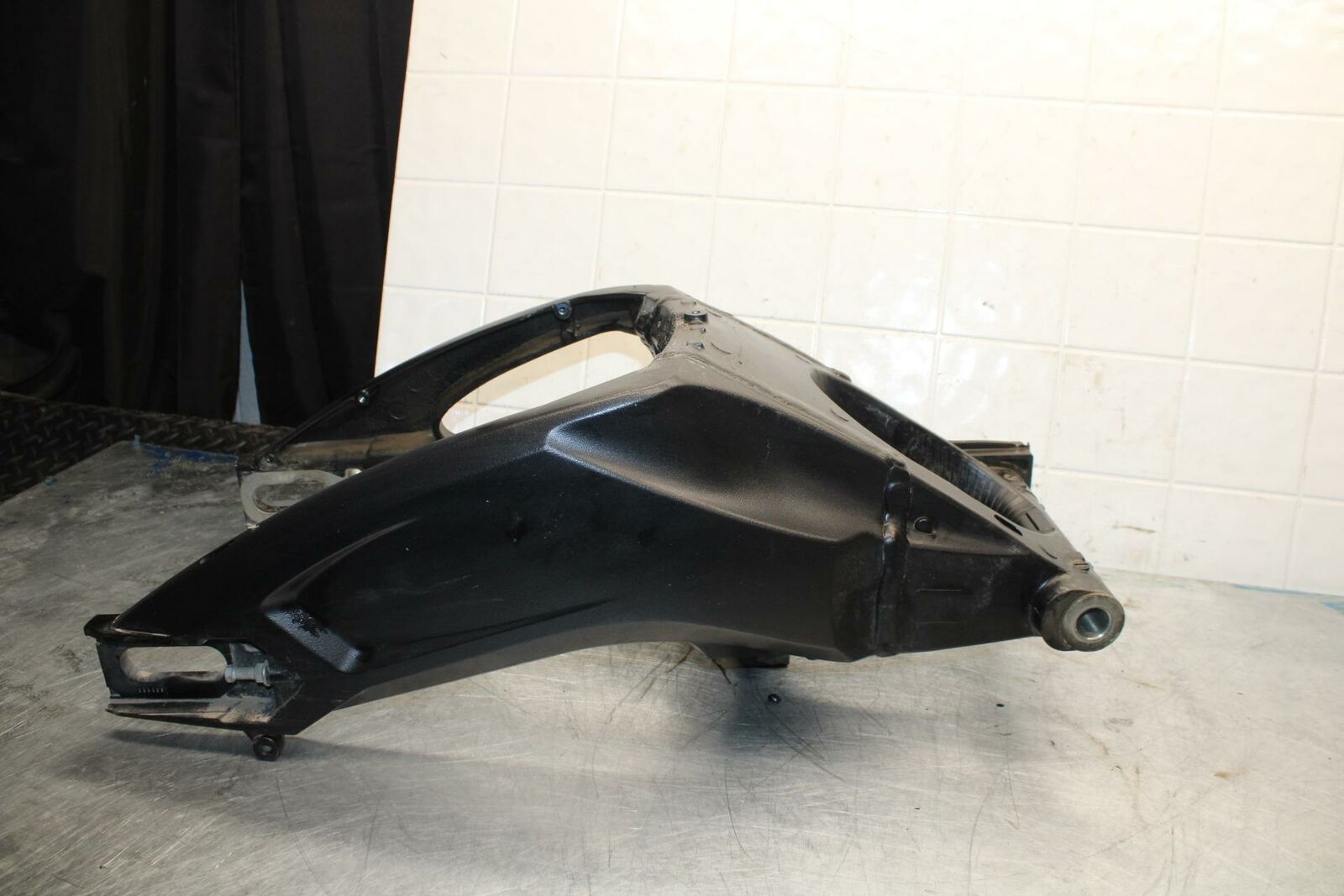 11-21 SUZUKI GSXR750 REAR SWINGARM BACK SUSPENSION SWING ARM BB422