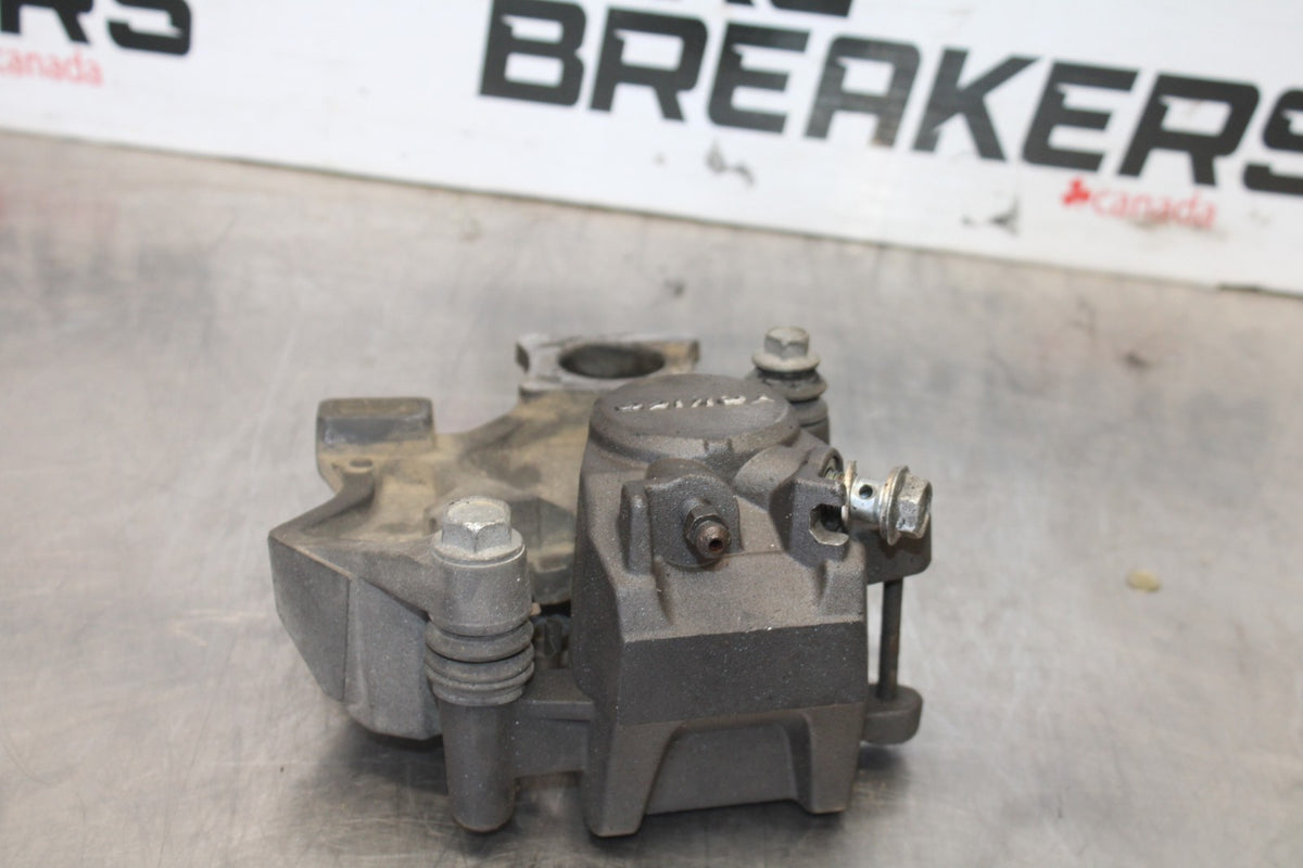 06-07 SUZUKI GSXR600 REAR BACK BRAKE CALIPER W MOUNT BRACKET BB836