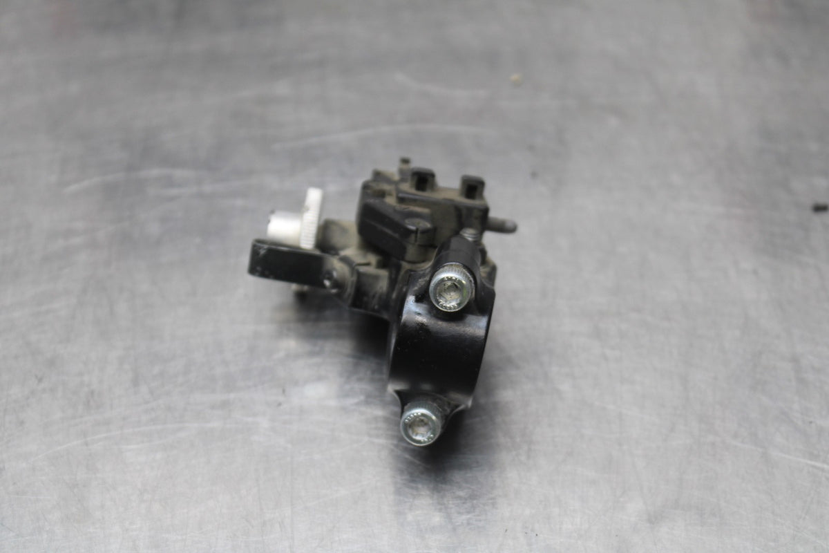 08 KAWASAKI NINJA ZX10R CLUTCH LEVER PERCH MOUNT BRACKET BB201