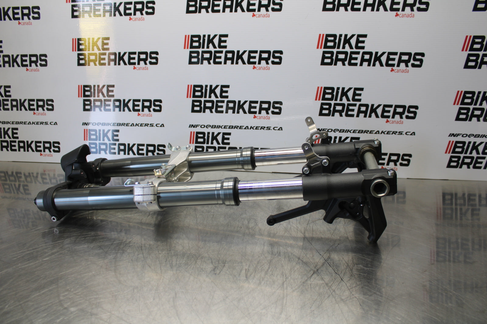 23-24 KAWASAKI NINJA ZX14R FRONT END FORKS SUSPENSION TRIPLE TREES/ AXLE BB153