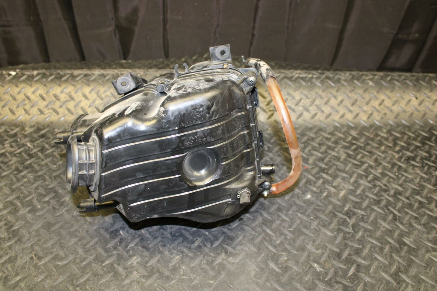 15-19 HONDA CBR300R AIRBOX AIR INTAKE FILTER BOX BB175