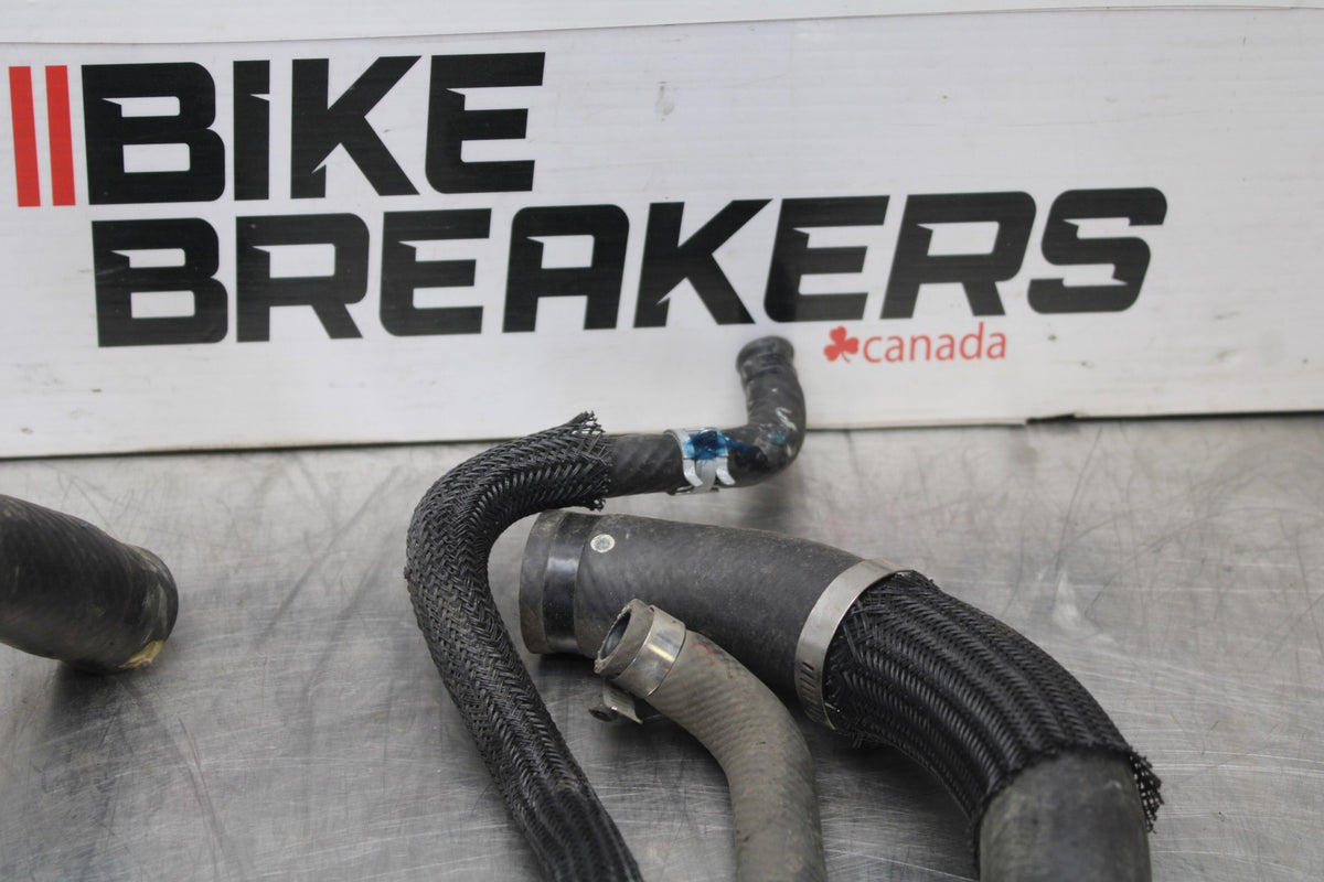 11-26 SUZUKI GSXR750 RADIATOR HOSES ENGINE COOLANT WATER PIPES HOSE BB900