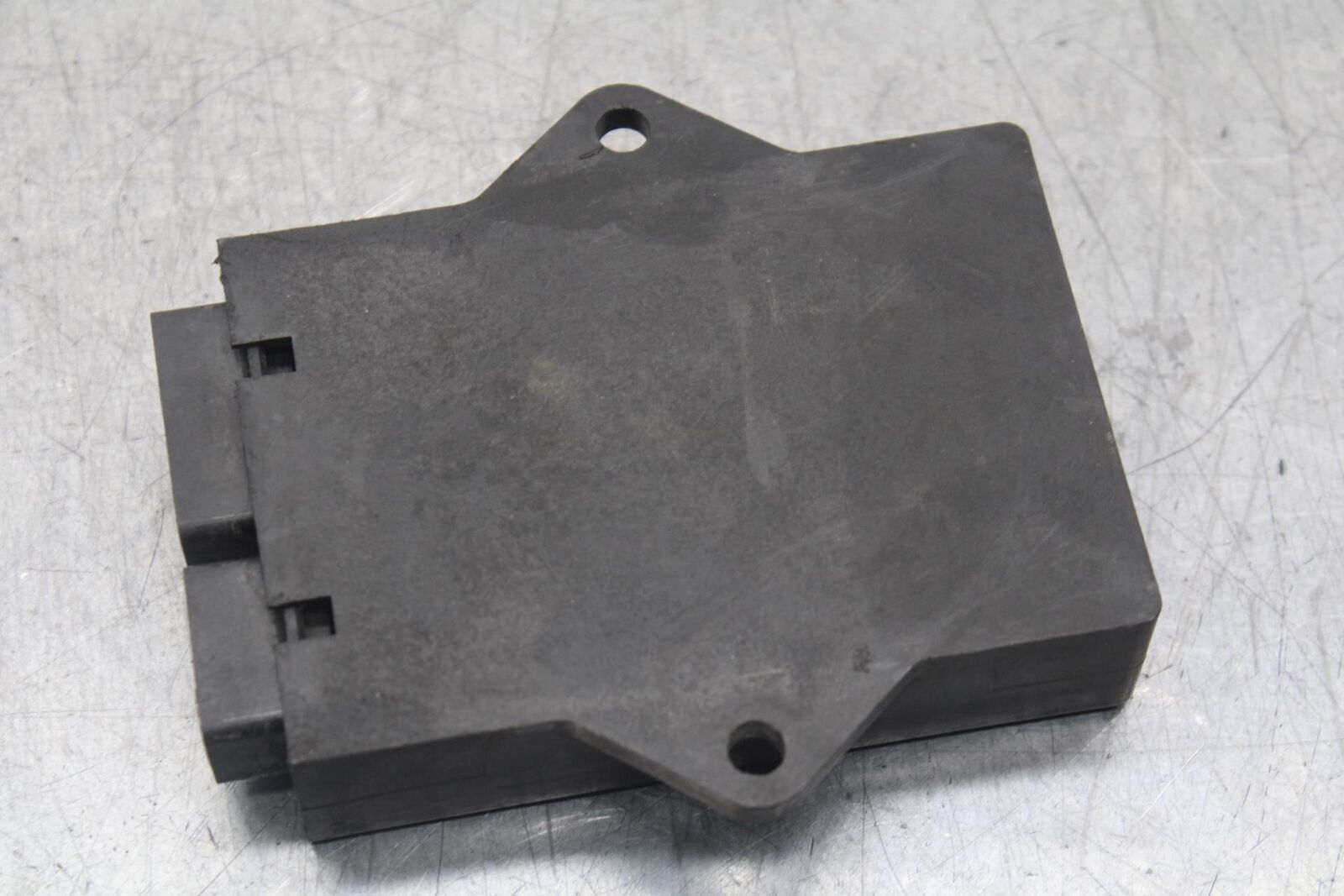1988 Yamaha FZ600 ECU COMPUTER CONTROLLER UNIT BLACK BOX ECM CDI  BB601