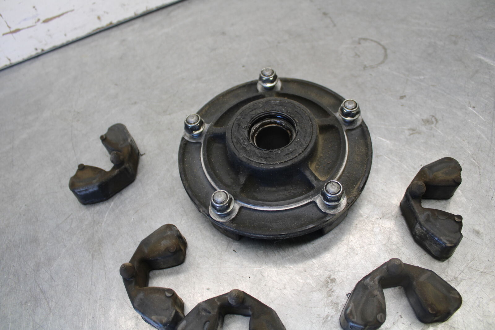 04 SUZUKI GSXR600 REAR HUB SHOCK DAMPERS CUSH ABSORBERS  BB676