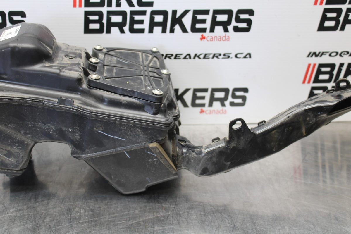 17-22 KTM 390 DUKE AIRBOX AIR INTAKE FILTER BOX BB180