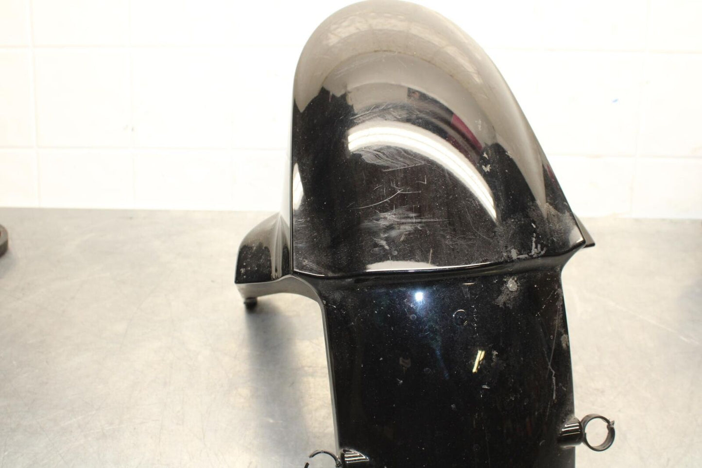 2011 Kawasaki Ninja ZX6R ZX600R FRONT WHEEL FENDER COWL 35004-0118-32N BB587