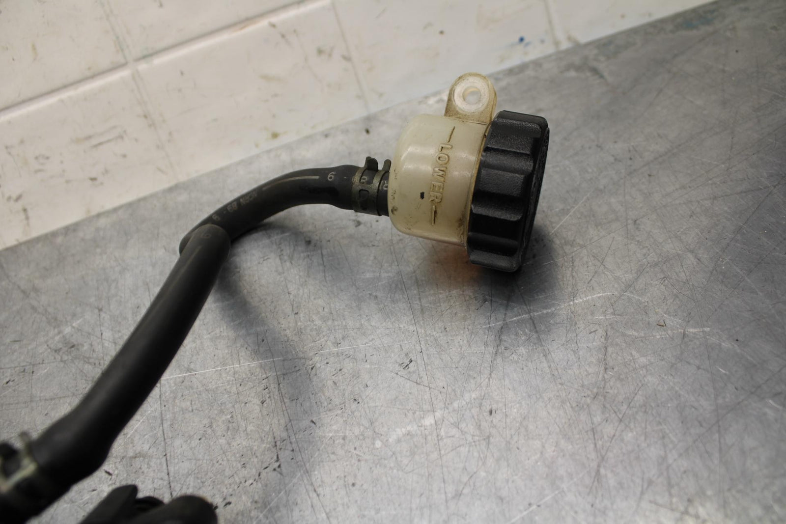 89-90 YAMAHA FZR600 REAR  BRAKE MASTER CYLINDER W RESERVOIR 1WG-25850-50-00 BB76