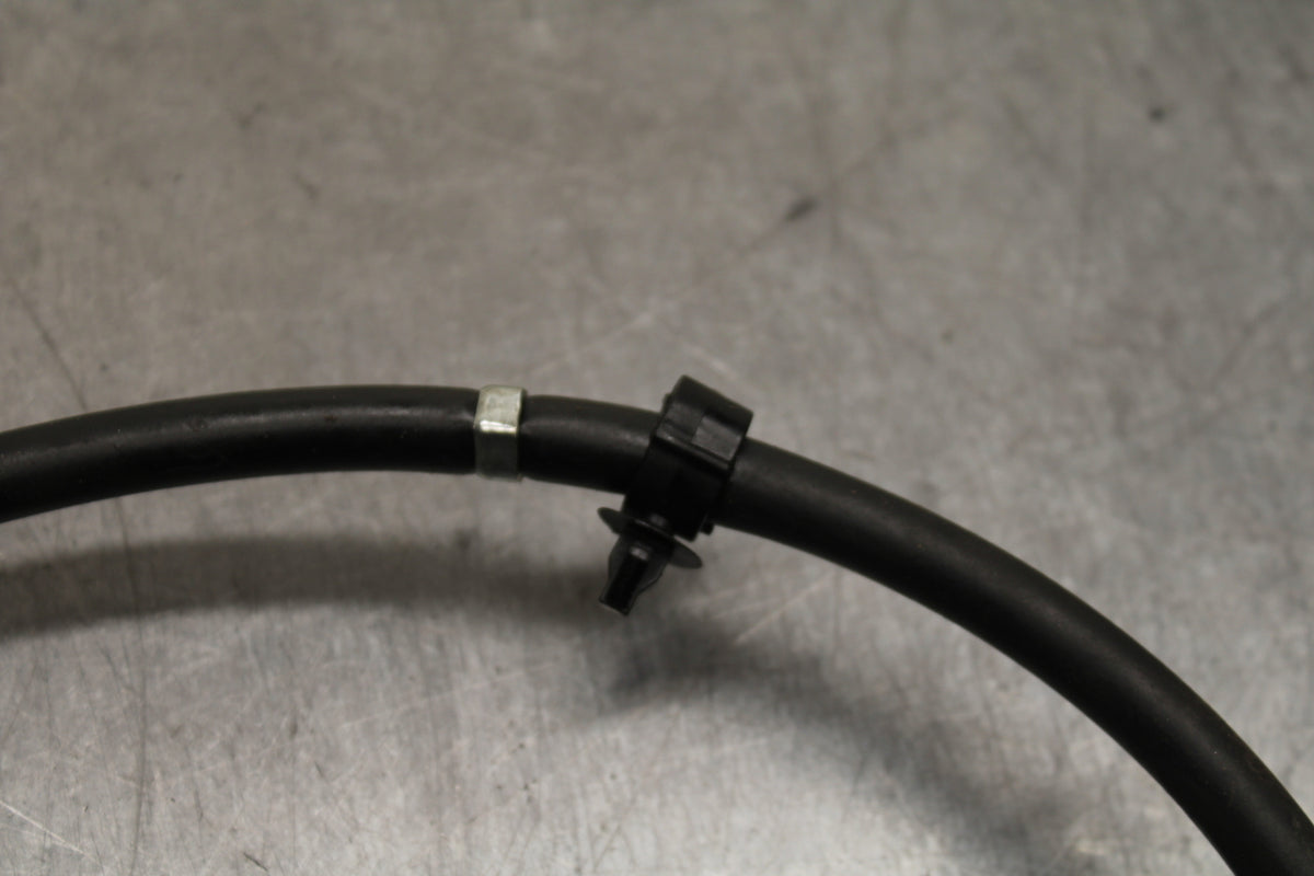 04-05 YAMAHA YZF R1 CLUTCH CABLE LINE BB131