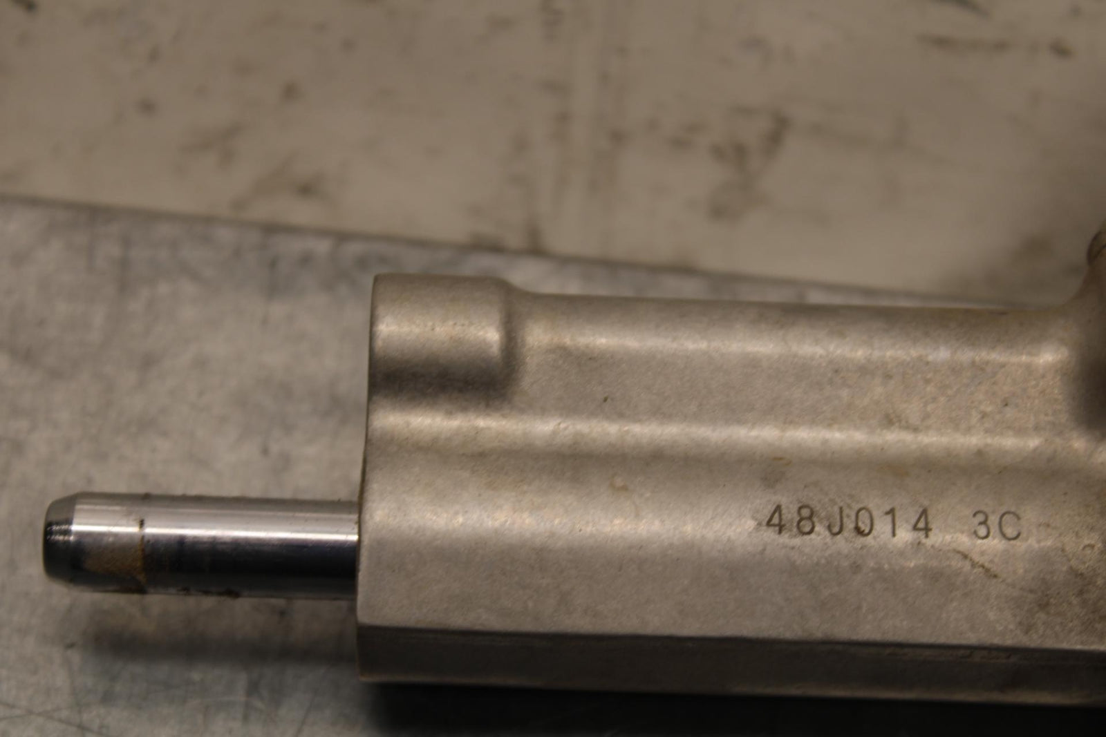 2015 Suzuki GSXR750 STEERING DAMPER STABILIZER BB595