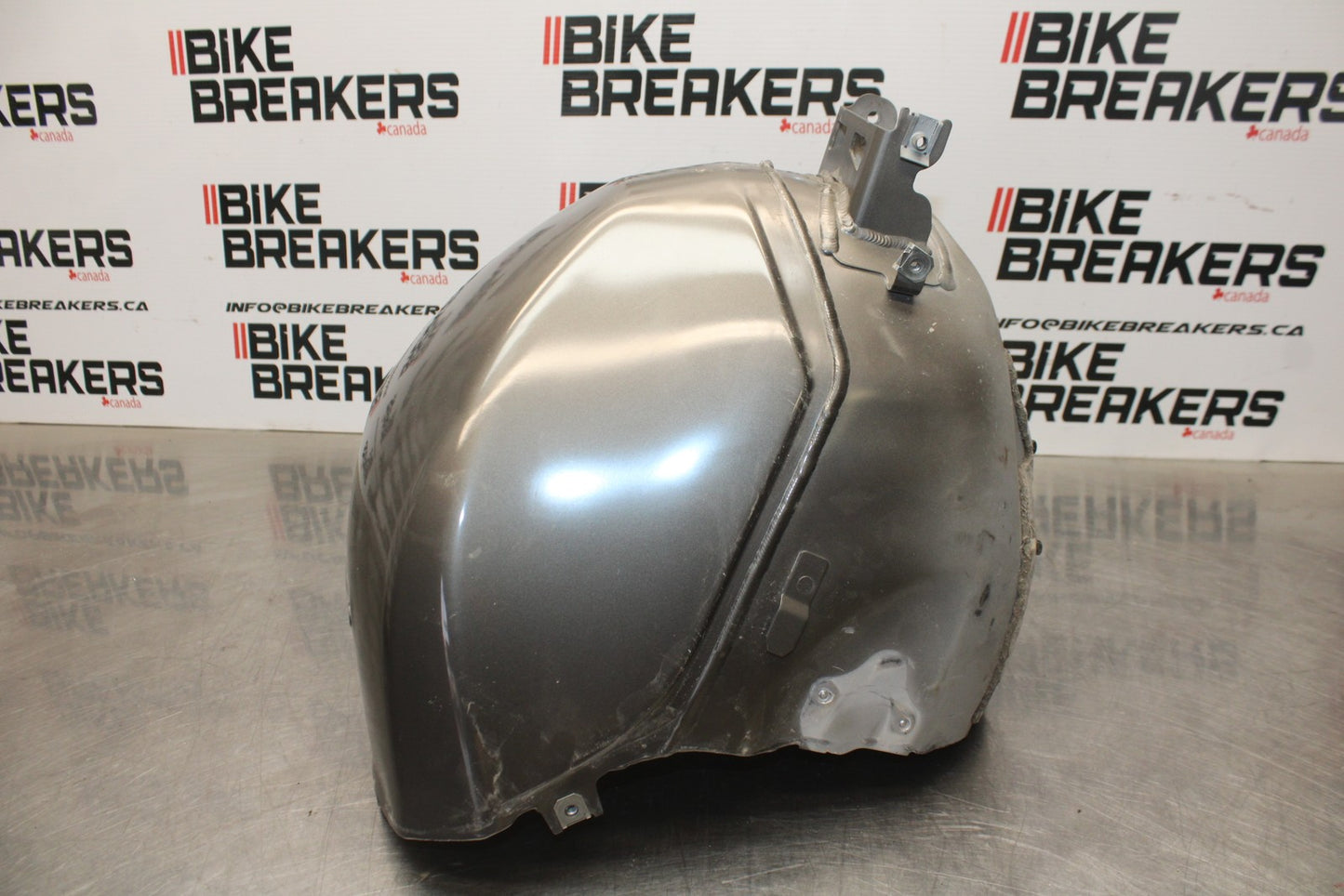 12-14 BMW S1000RR GAS TANK FUEL CELL PETROL RESERVOIR BB204
