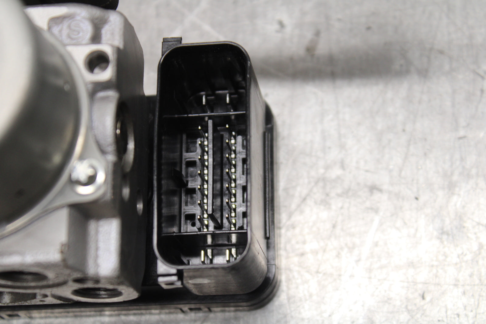 24 KAWASAKI NINJA 500 ABS ABS PUMP UNIT MODULE BB730