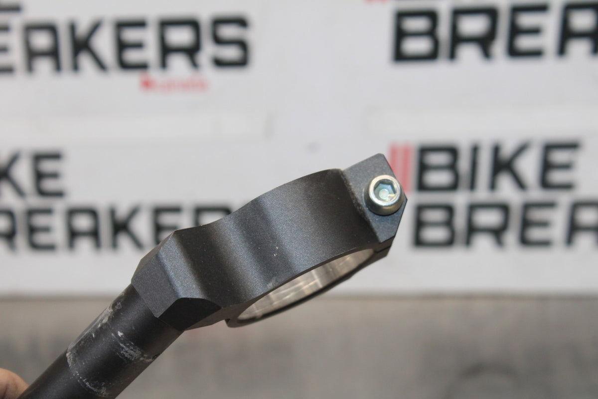 13-18 KAWASAKI NINJA ZX6R RIGHT CLIP ON HANDLEBAR BB908