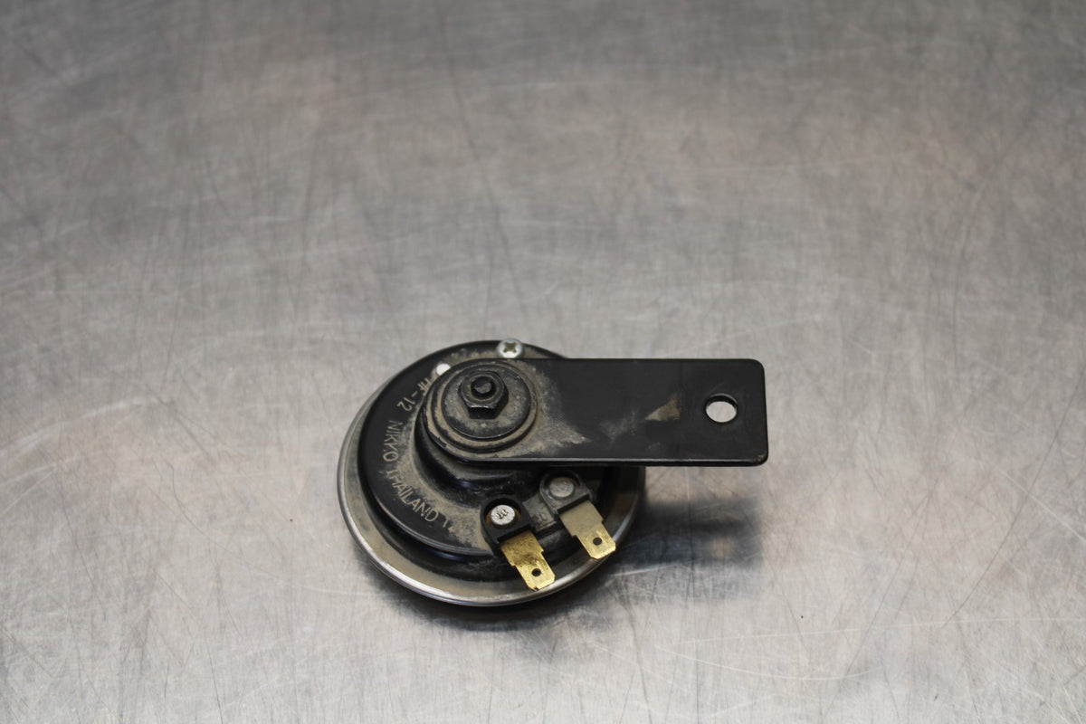 24-25 KAWASAKI NINJA ZX4R HORN SIGNAL BB174